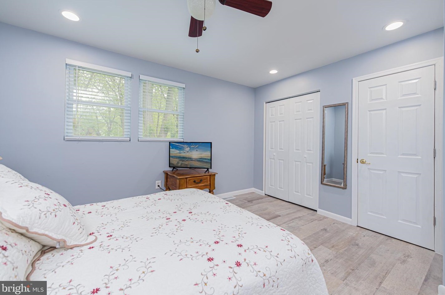 25 Bacon Ct, Dover DE  19901-2572 exterior