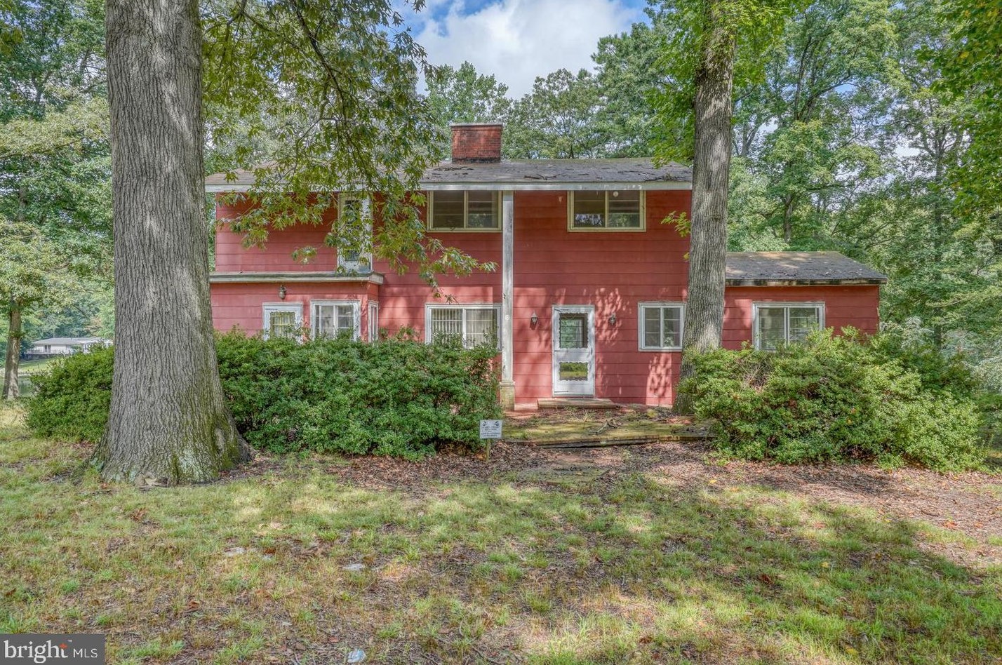 213 Shore Dr, Dover DE  19901-5740 exterior