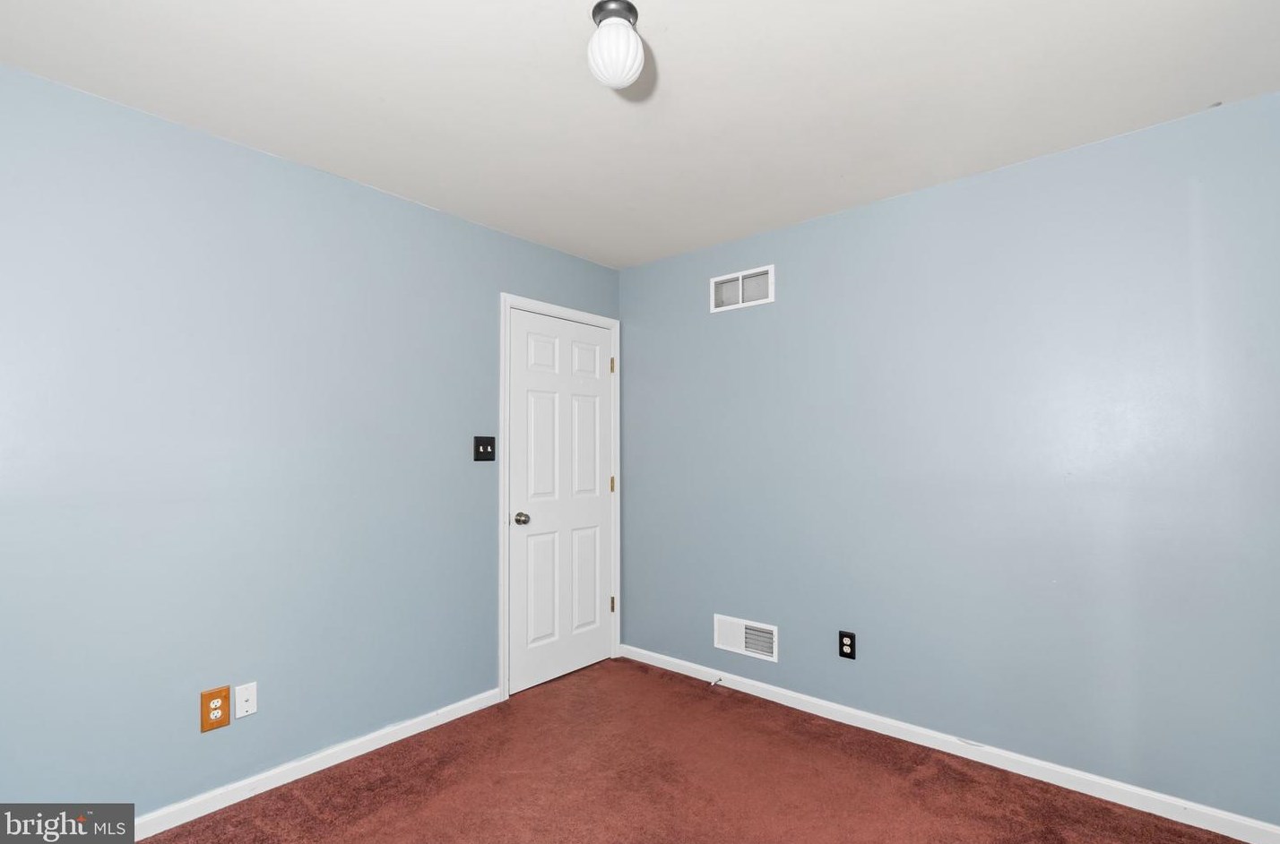 40 Trala St, Smyrna DE  19977-2215 exterior