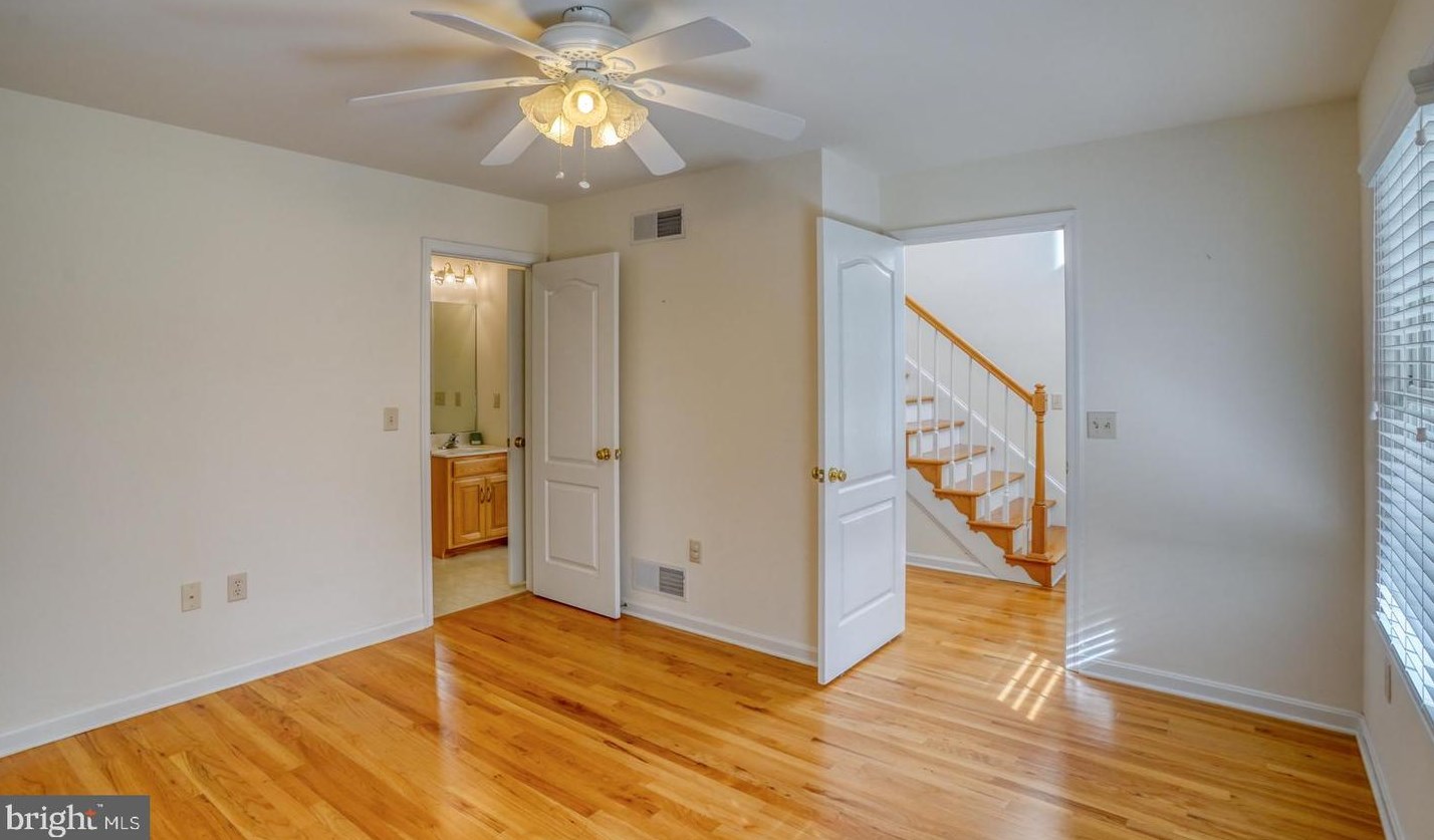 9 Holly Cove Ln, Dover DE  19901-6285 exterior