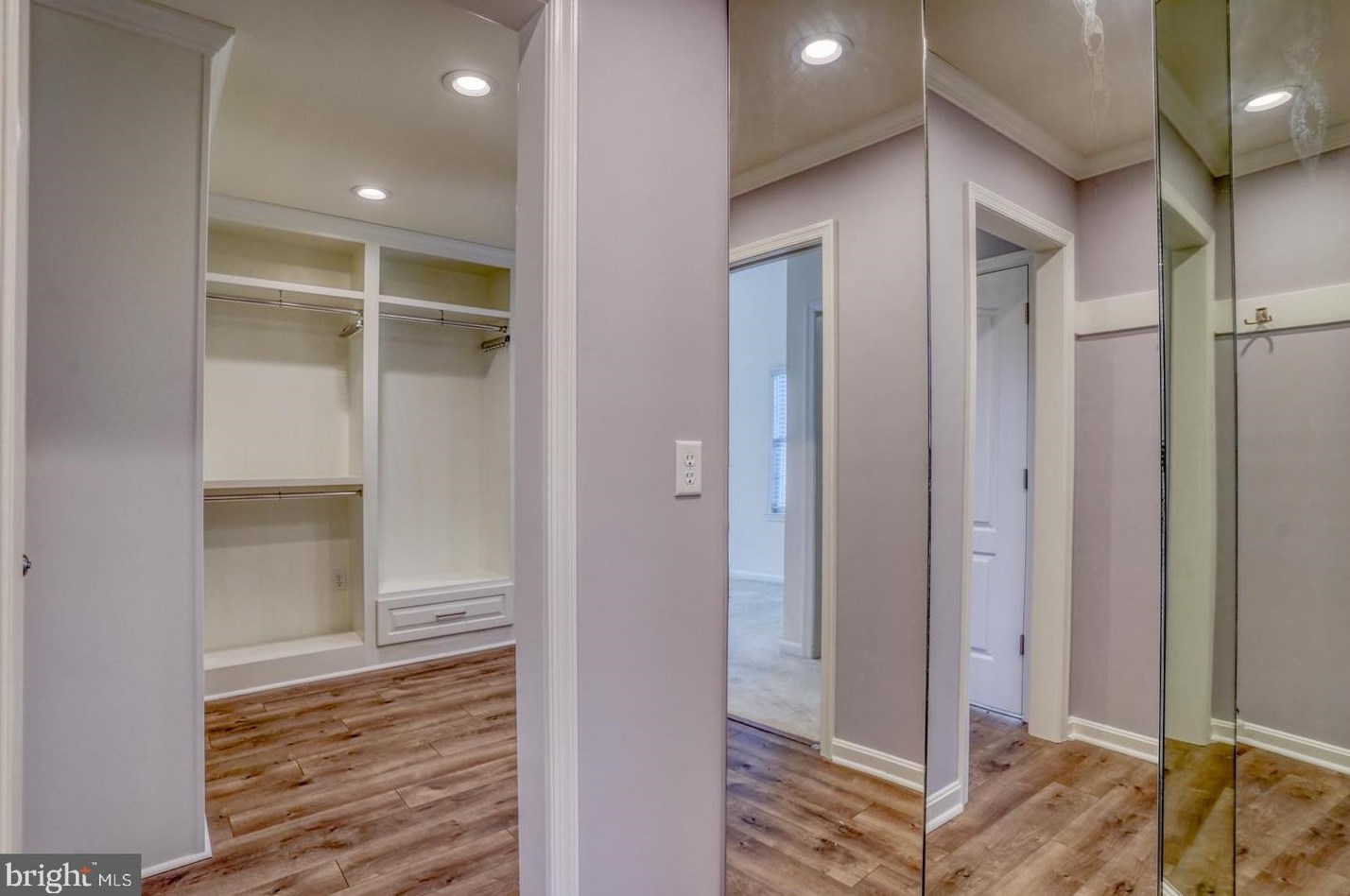 9 Holly Cove Ln, Dover DE  19901-6285 exterior