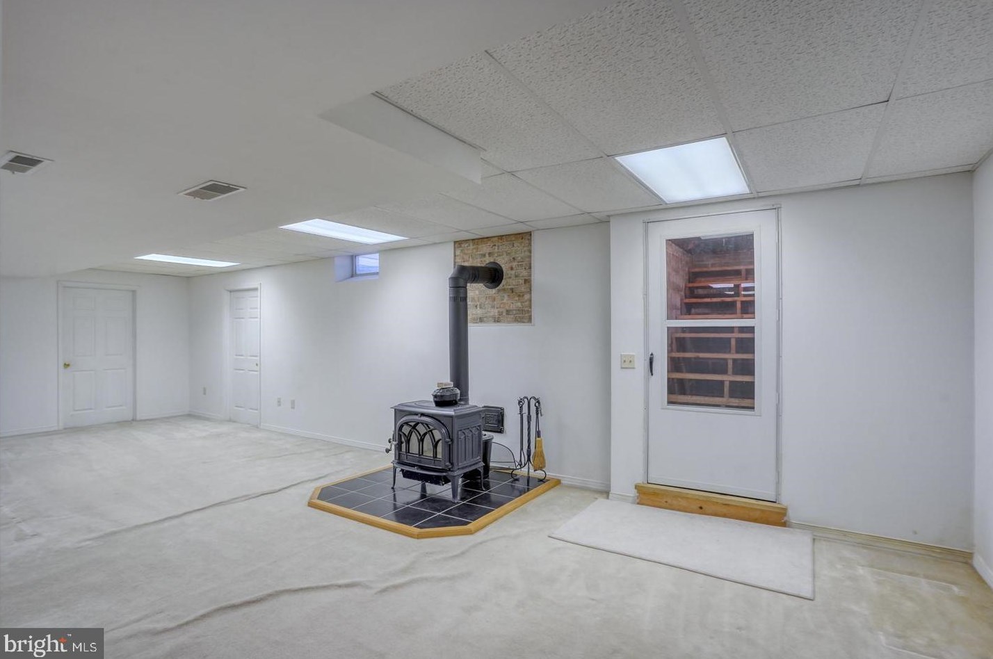 9 Holly Cove Ln, Dover DE  19901-6285 exterior