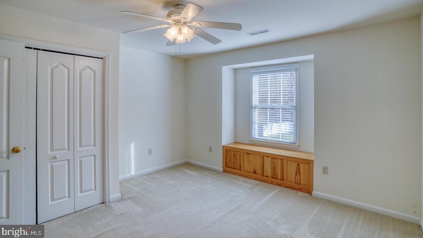 9 Holly Cove Ln, Dover DE  19901-6285 exterior