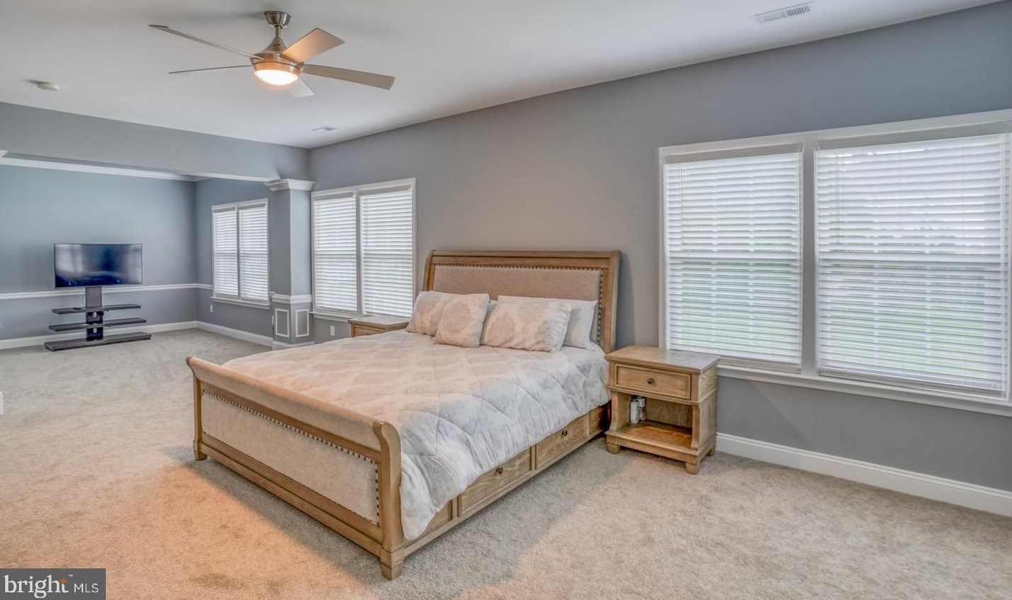 708 Dorchester Ct, Smyrna DE  19977-1637 exterior