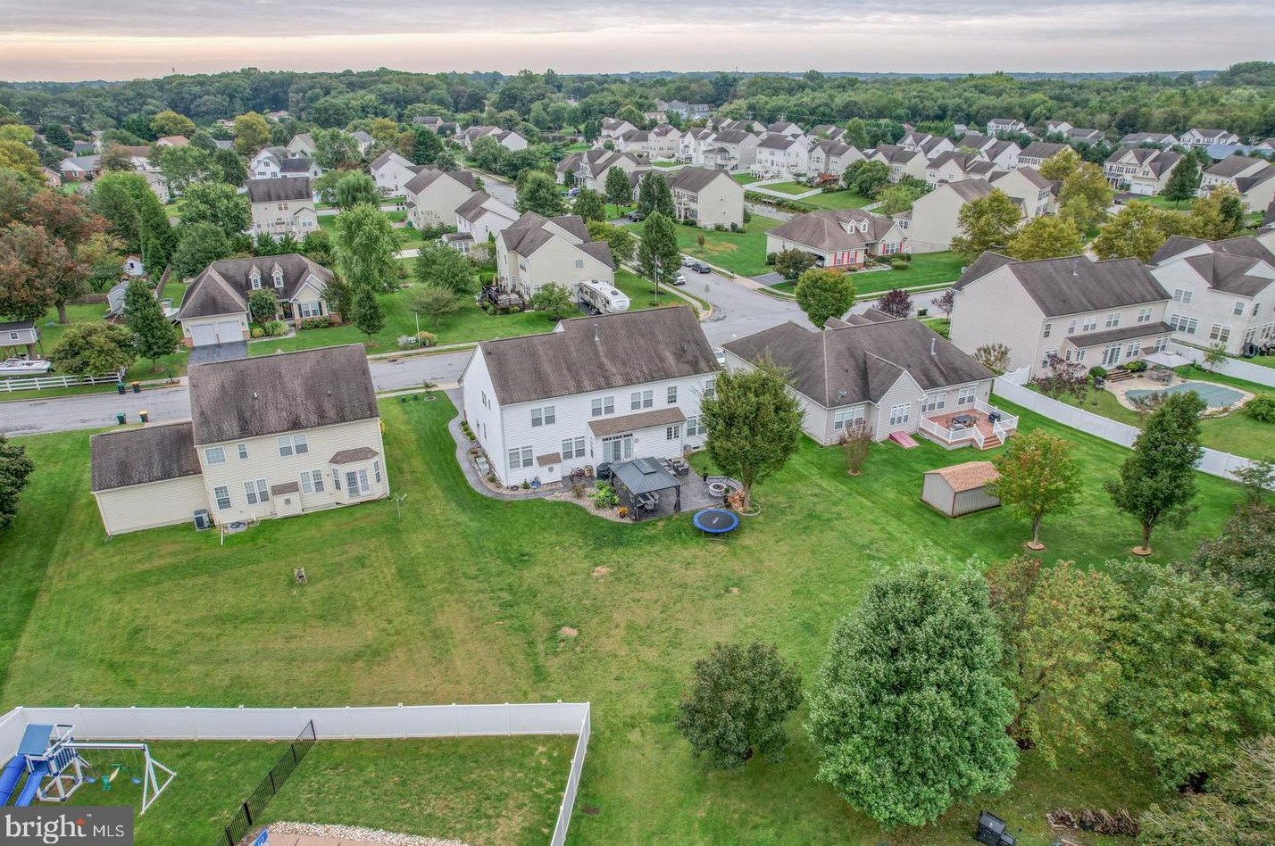 708 Dorchester Ct, Smyrna DE  19977-1637 exterior