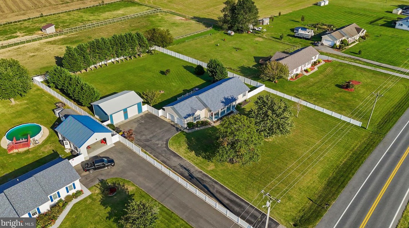 6758 Canterbury Rd, Felton DE  19943-4387 exterior