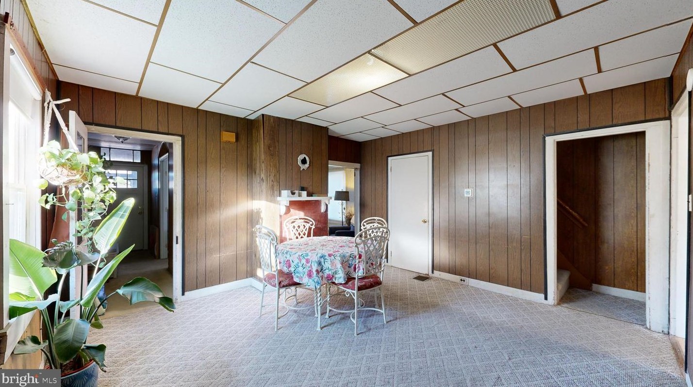 219 Queen St, Dover DE  19904-3151 exterior