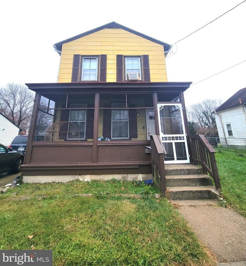 219 Queen St, Dover DE  19904-3151 exterior