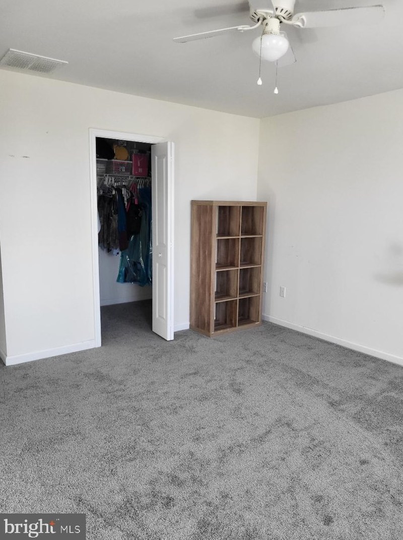 331 Nob Hill Rd, Dover DE  19901-8851 exterior