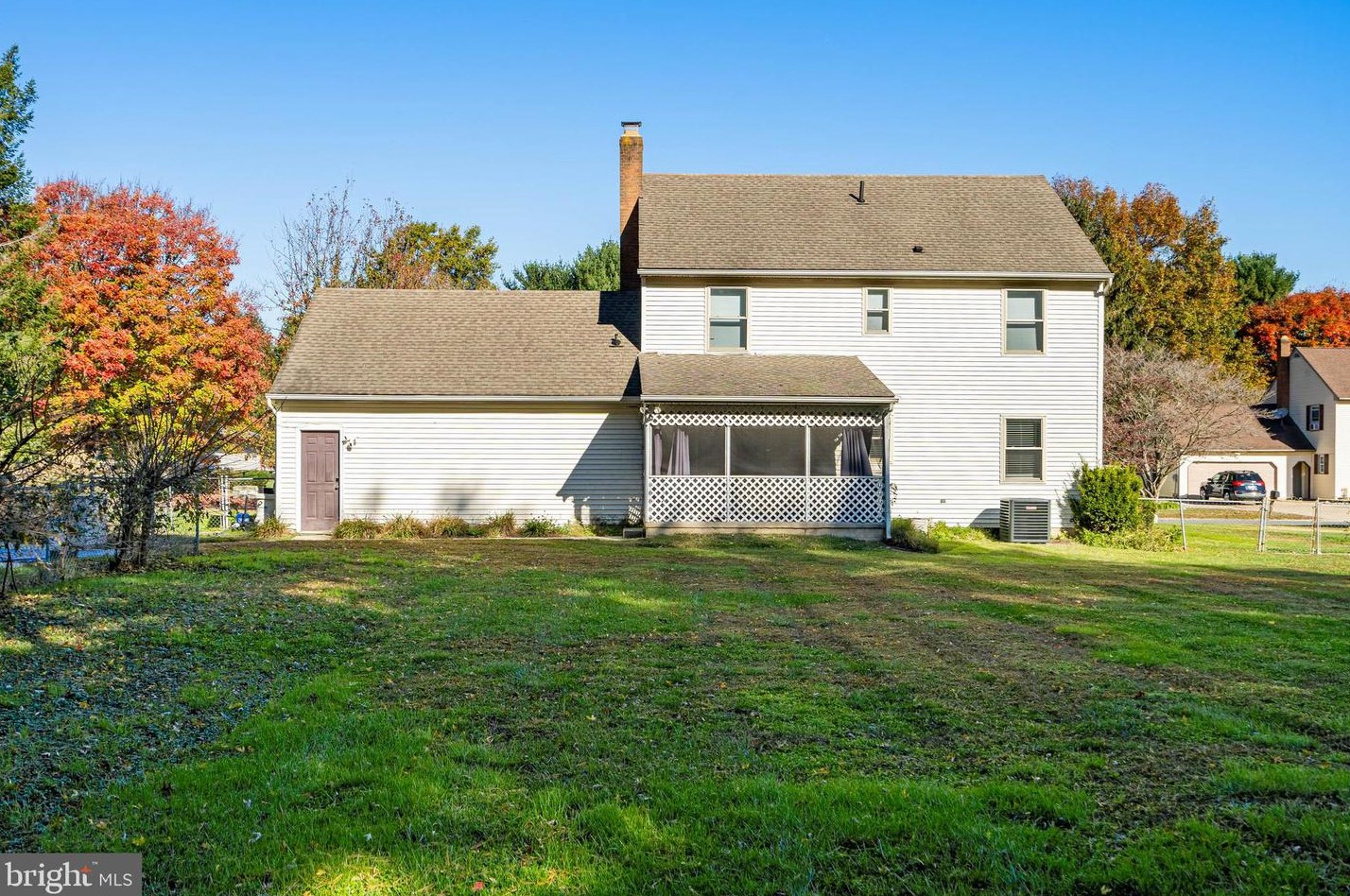 14 Drew Ct, Dover DE  19901-6422 exterior