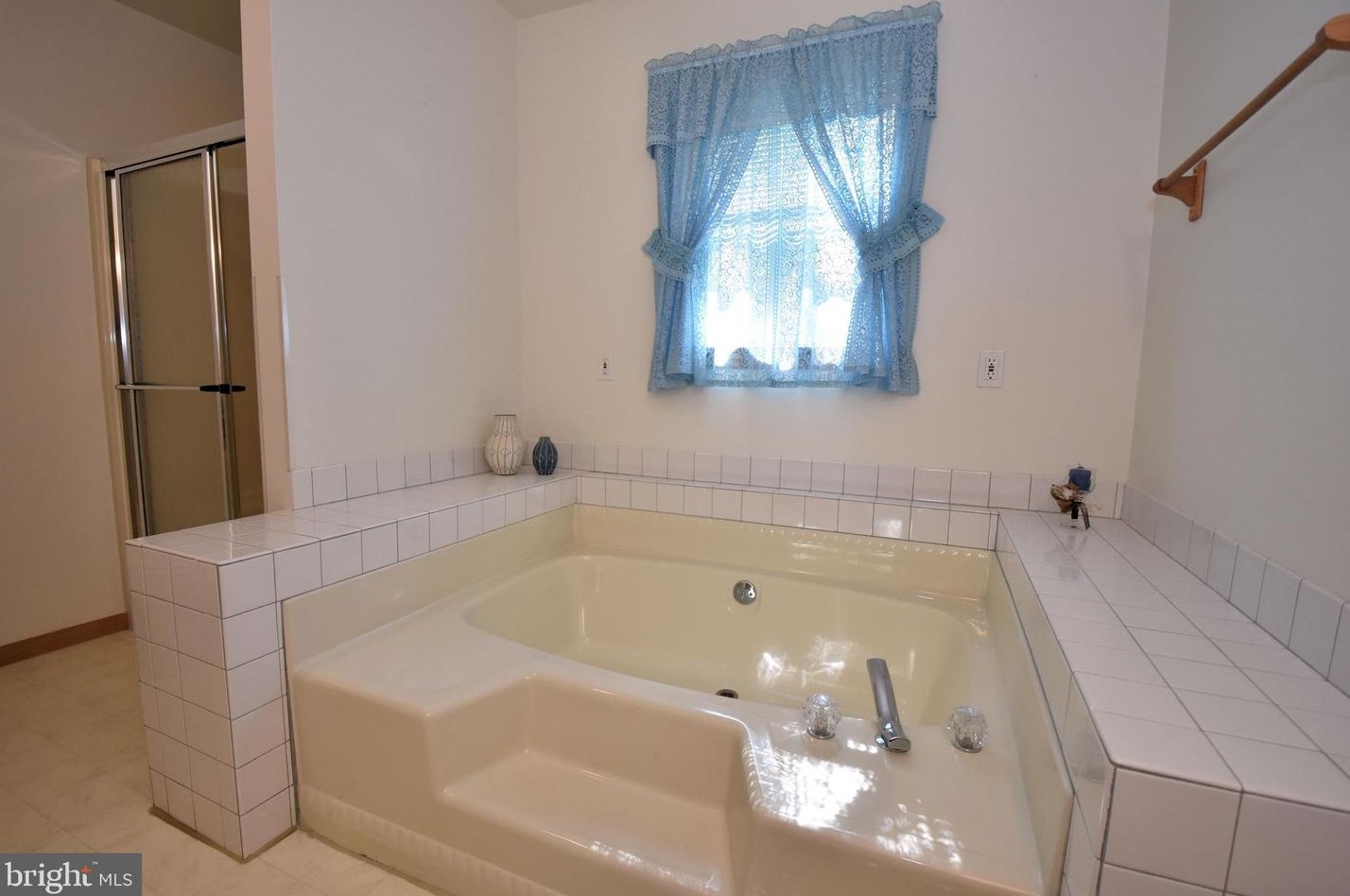 2103 White Oak Rd, Dover DE  19901-3359 exterior