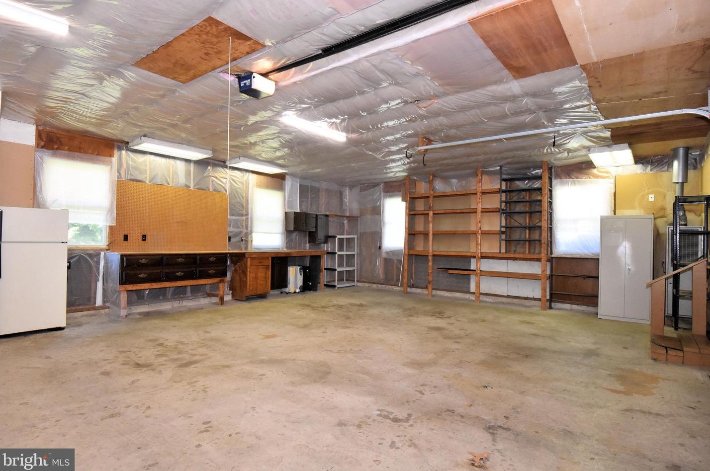 2103 White Oak Rd, Dover DE  19901-3359 exterior