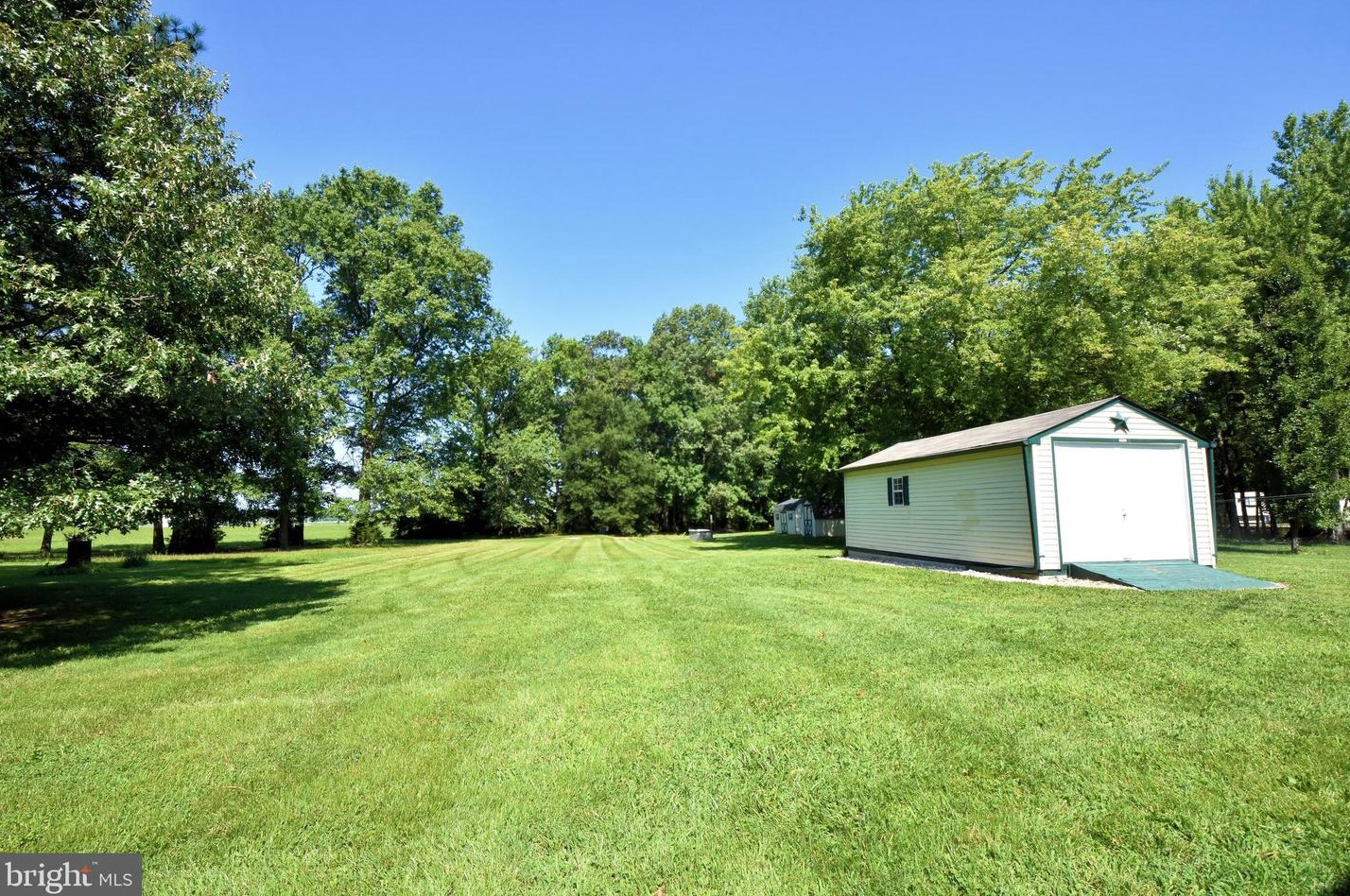 2103 White Oak Rd, Dover DE  19901-3359 exterior