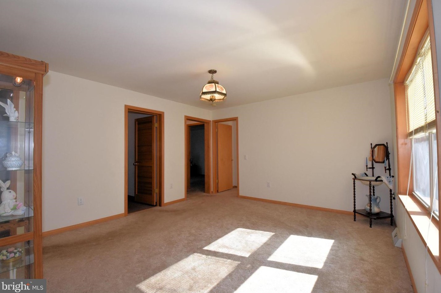 2103 White Oak Rd, Dover DE  19901-3359 exterior