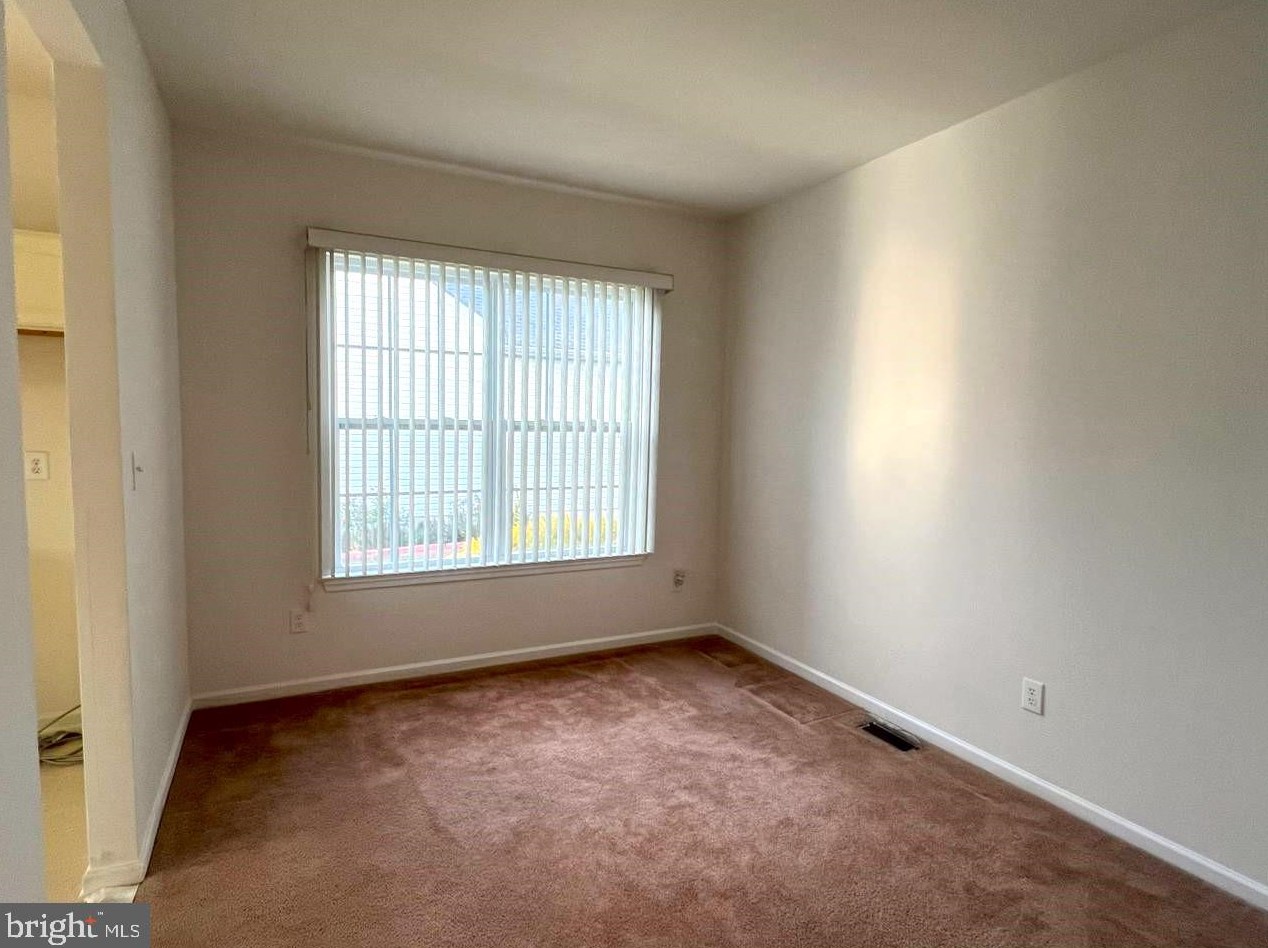 15 Wooten Ct, Dover DE  19904-3863 exterior