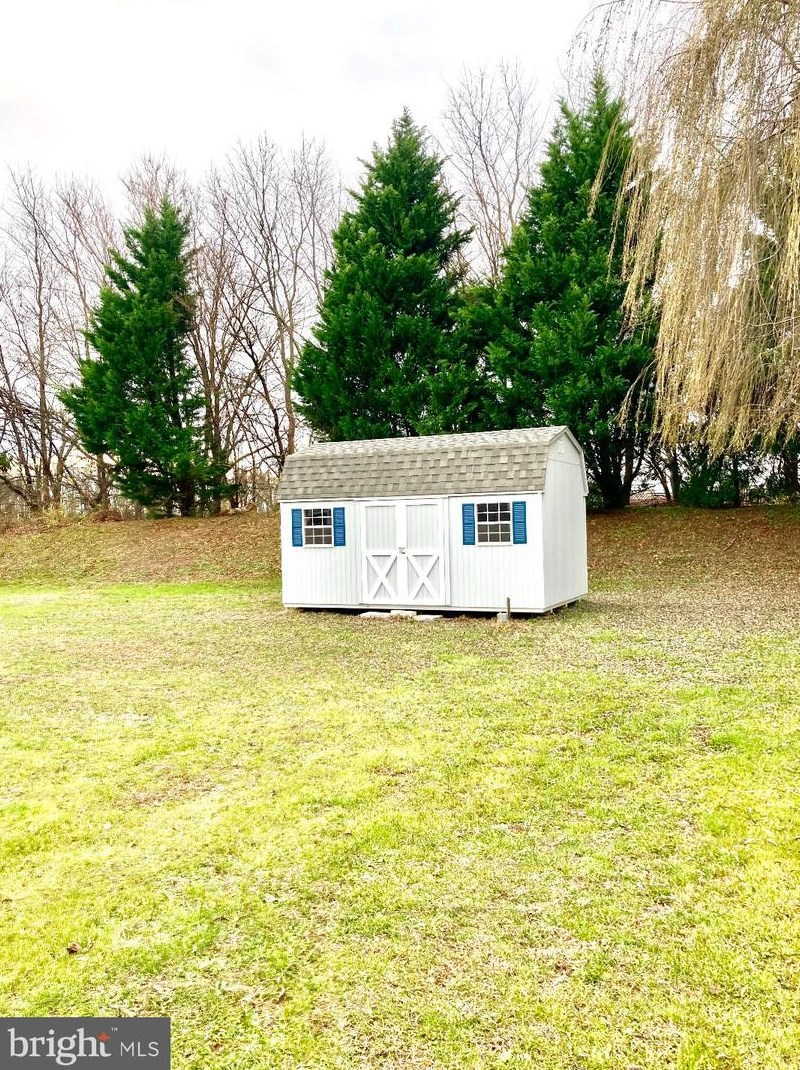 463 Ember Dr, Felton DE  19943-6914 exterior