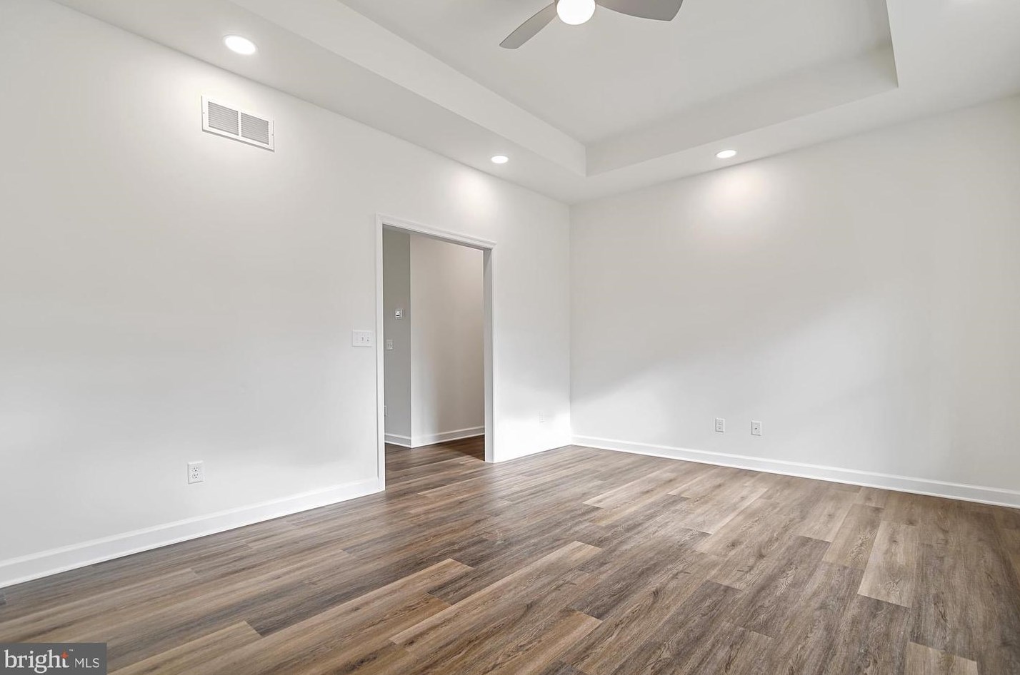 749 Oak Dr, Dover DE  19904-4341 exterior