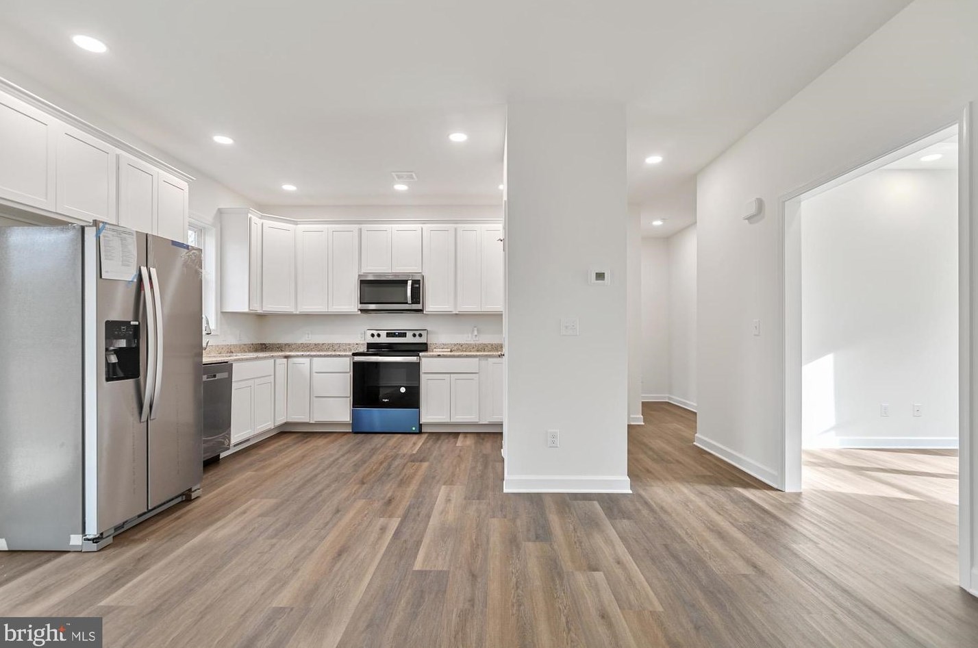 749 Oak Dr, Dover DE  19904-4341 exterior