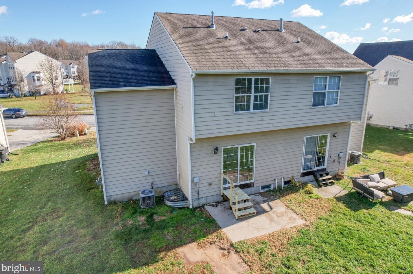 174 Lexington Pl, Dover DE  19901-8827 exterior