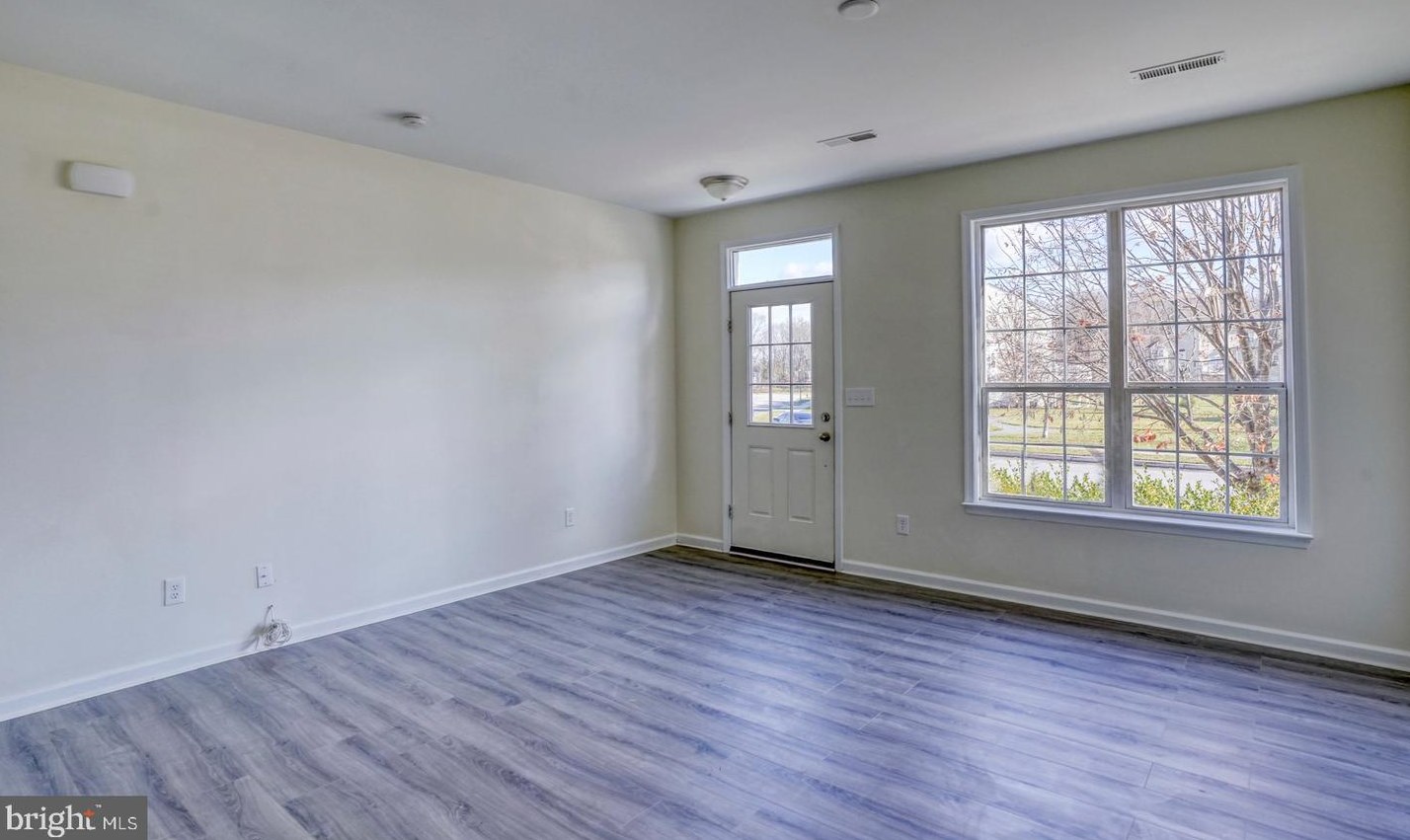 174 Lexington Pl, Dover DE  19901-8827 exterior