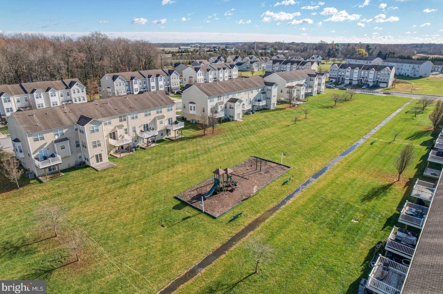 174 Lexington Pl, Dover DE  19901-8827 exterior
