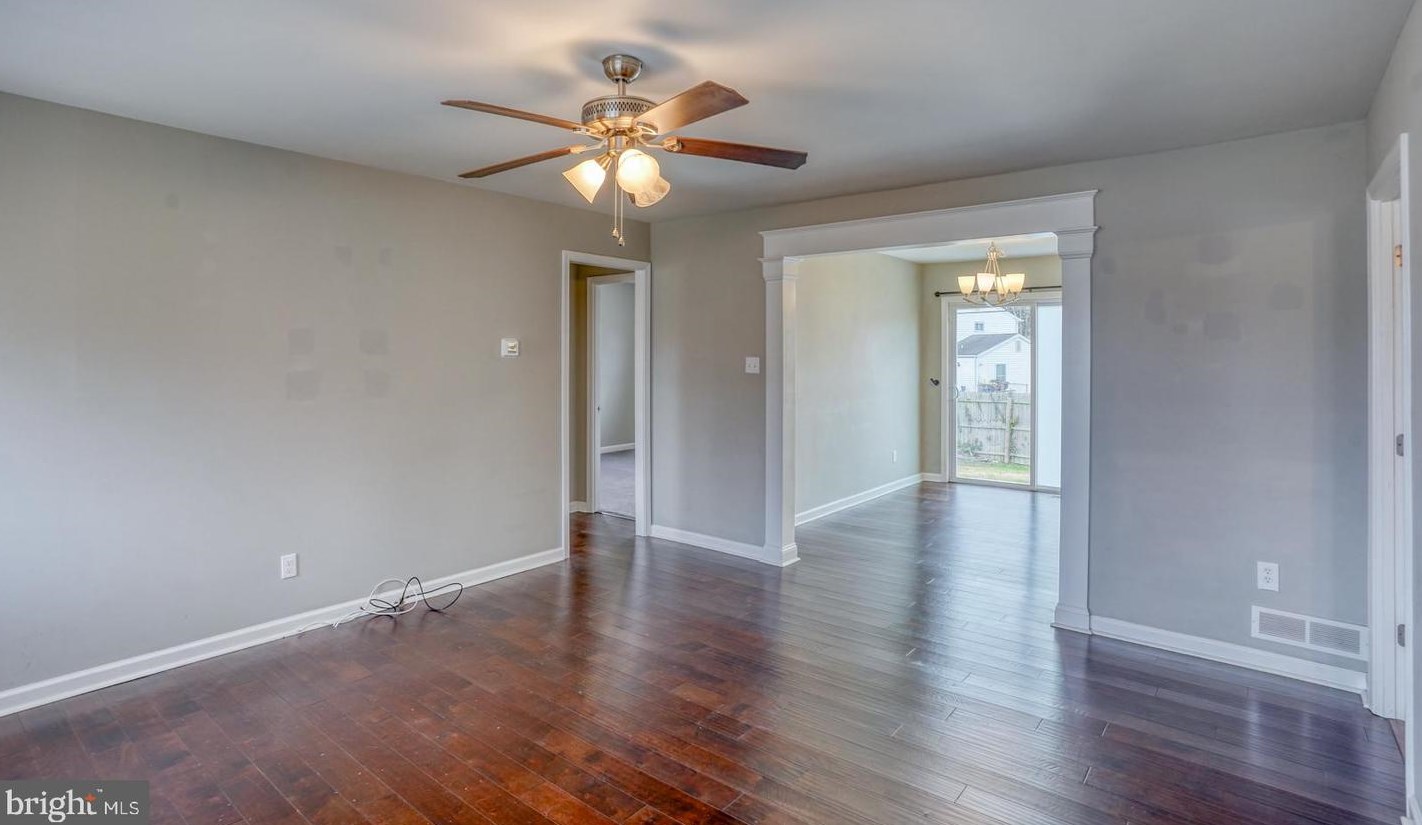 916 Buck Dr, Dover DE  19901-6649 exterior