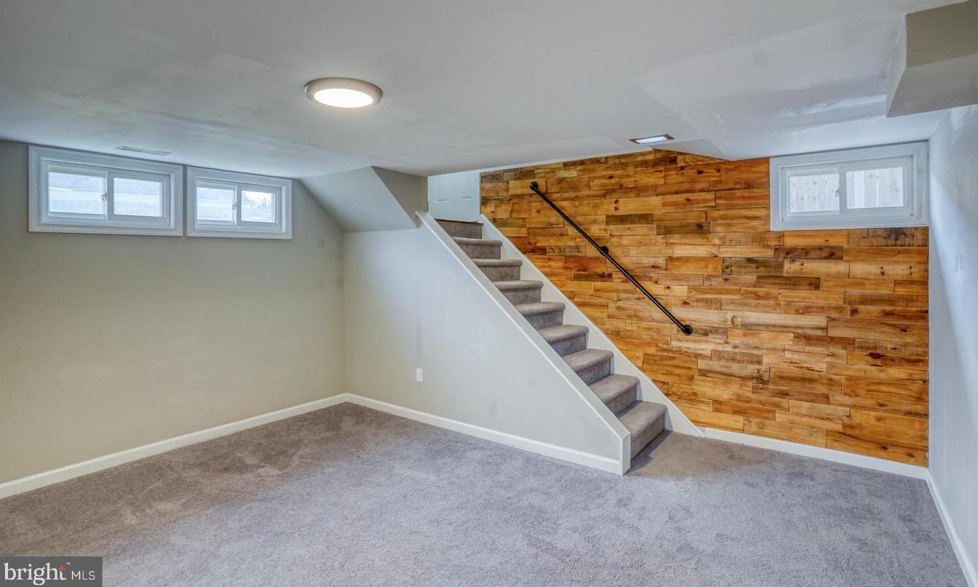 916 Buck Dr, Dover DE  19901-6649 exterior