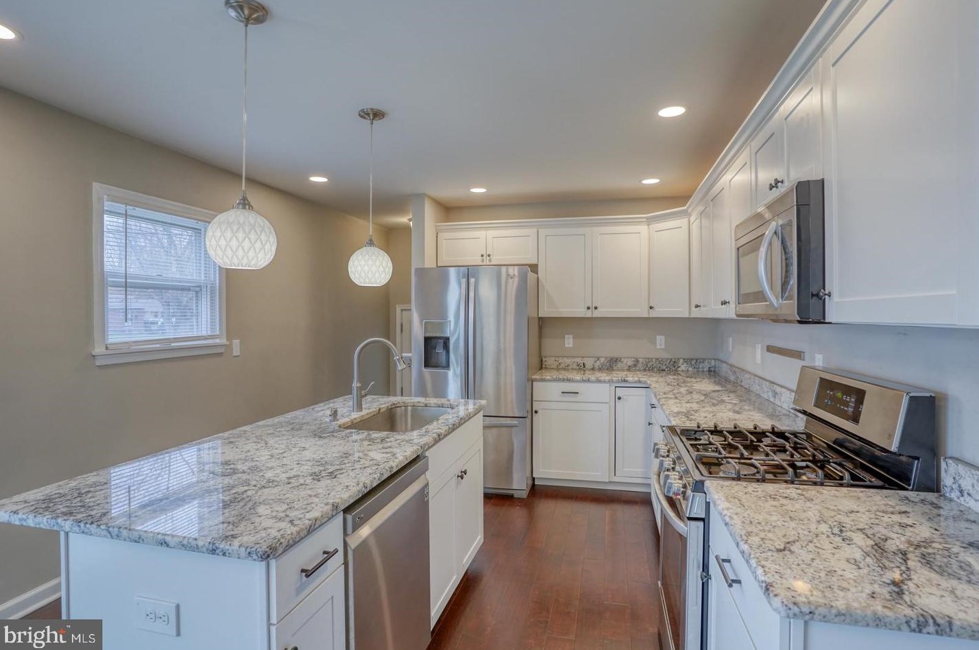 916 Buck Dr, Dover DE  19901-6649 exterior