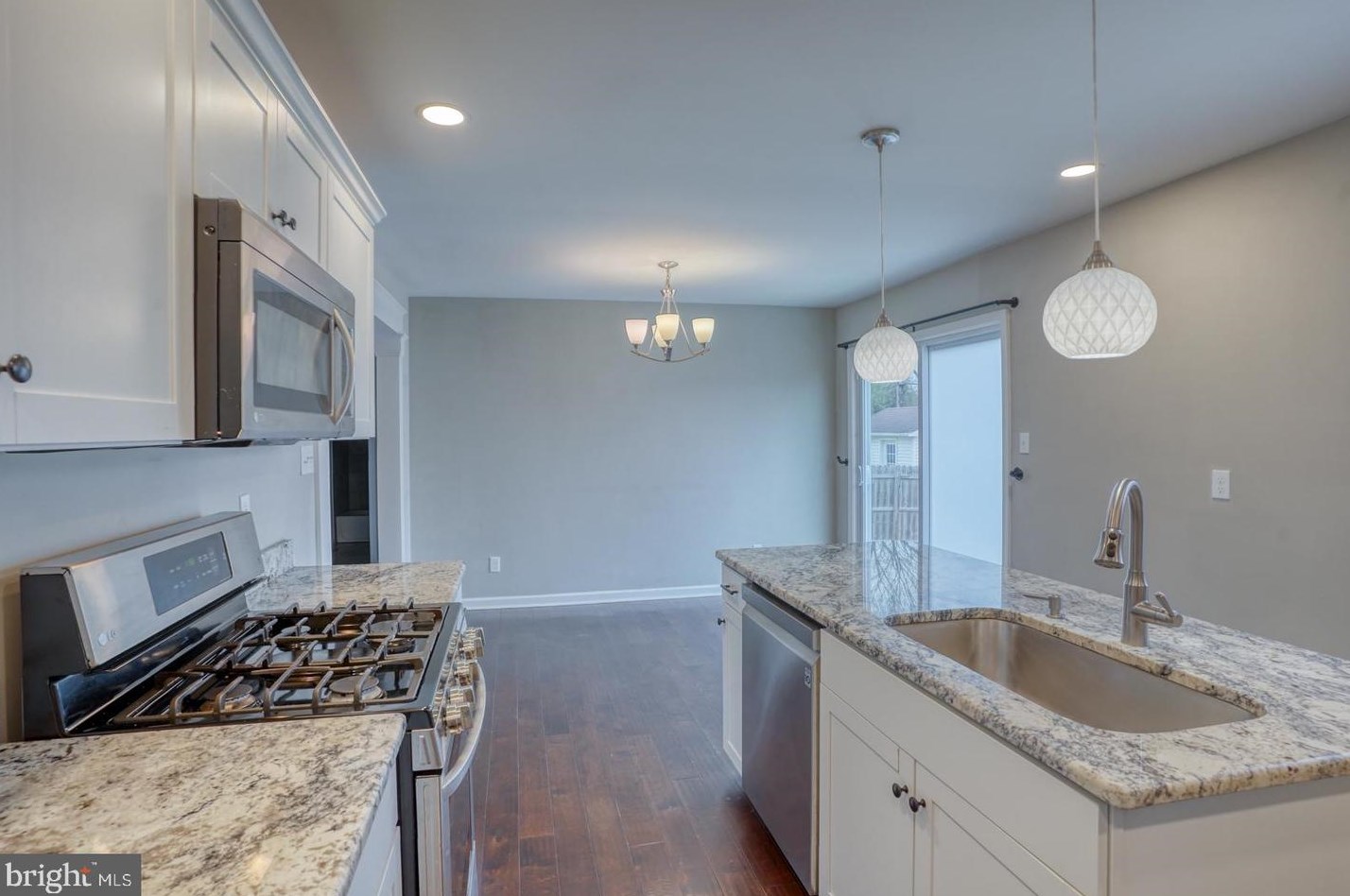 916 Buck Dr, Dover DE  19901-6649 exterior