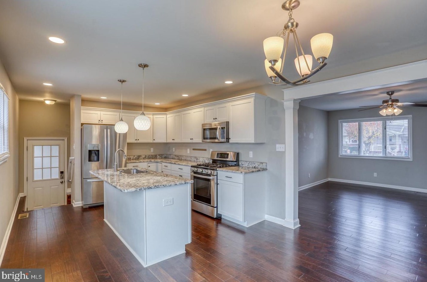 916 Buck Dr, Dover DE  19901-6649 exterior