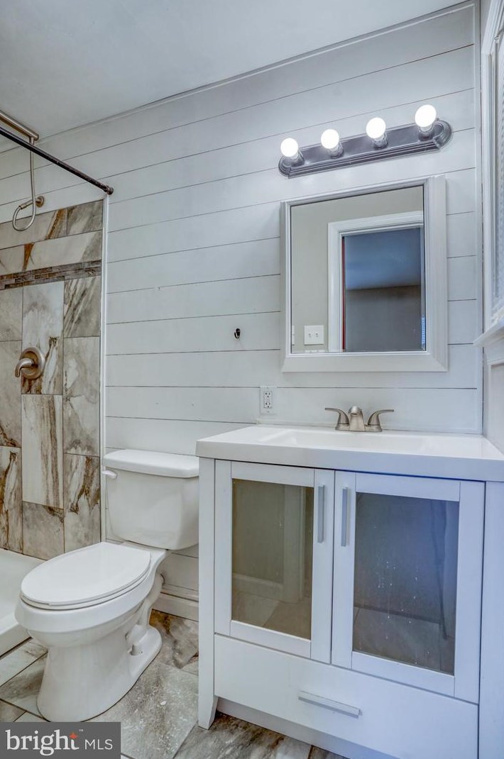 916 Buck Dr, Dover DE  19901-6649 exterior