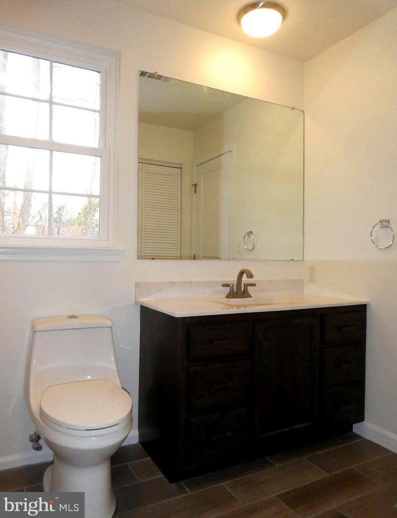 38 Stoney Dr, Dover DE  19904-9734 exterior