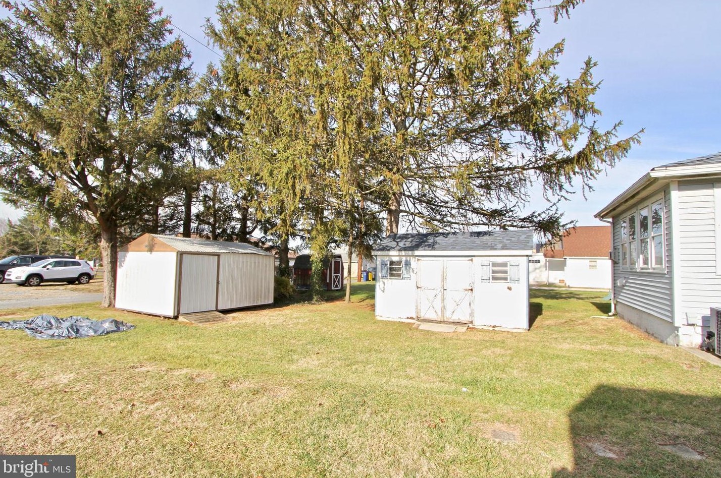 930 Bradford St, Dover DE  19904-4140 exterior