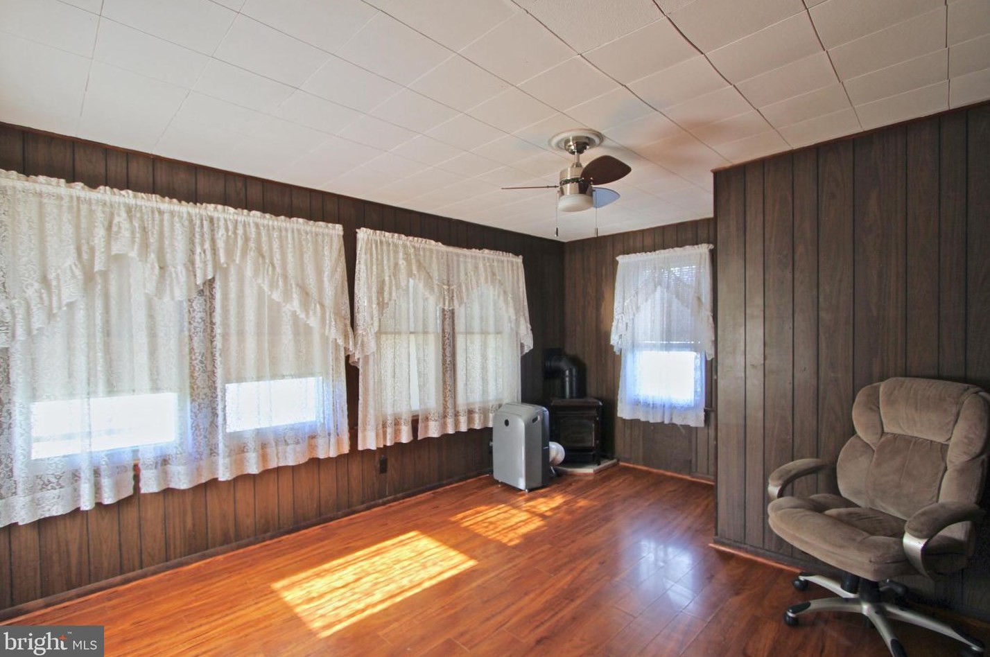 930 Bradford St, Dover DE  19904-4140 exterior