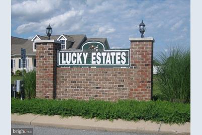 129 E Lucky Estates Drive - Photo 1