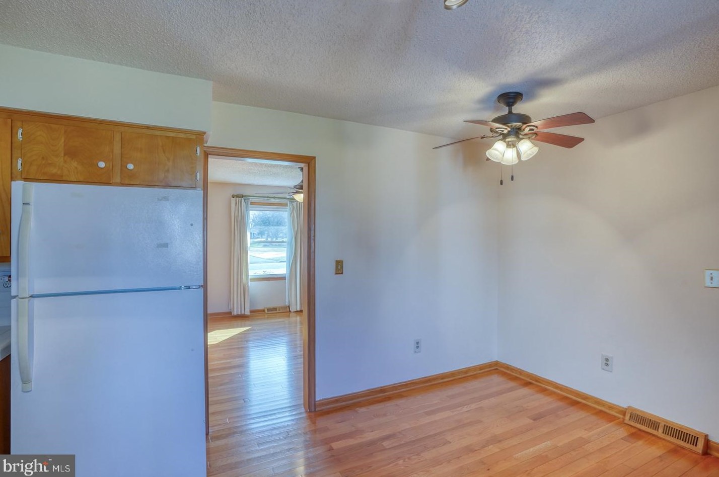 10 Springview Dr, Dover DE  19901-5548 exterior