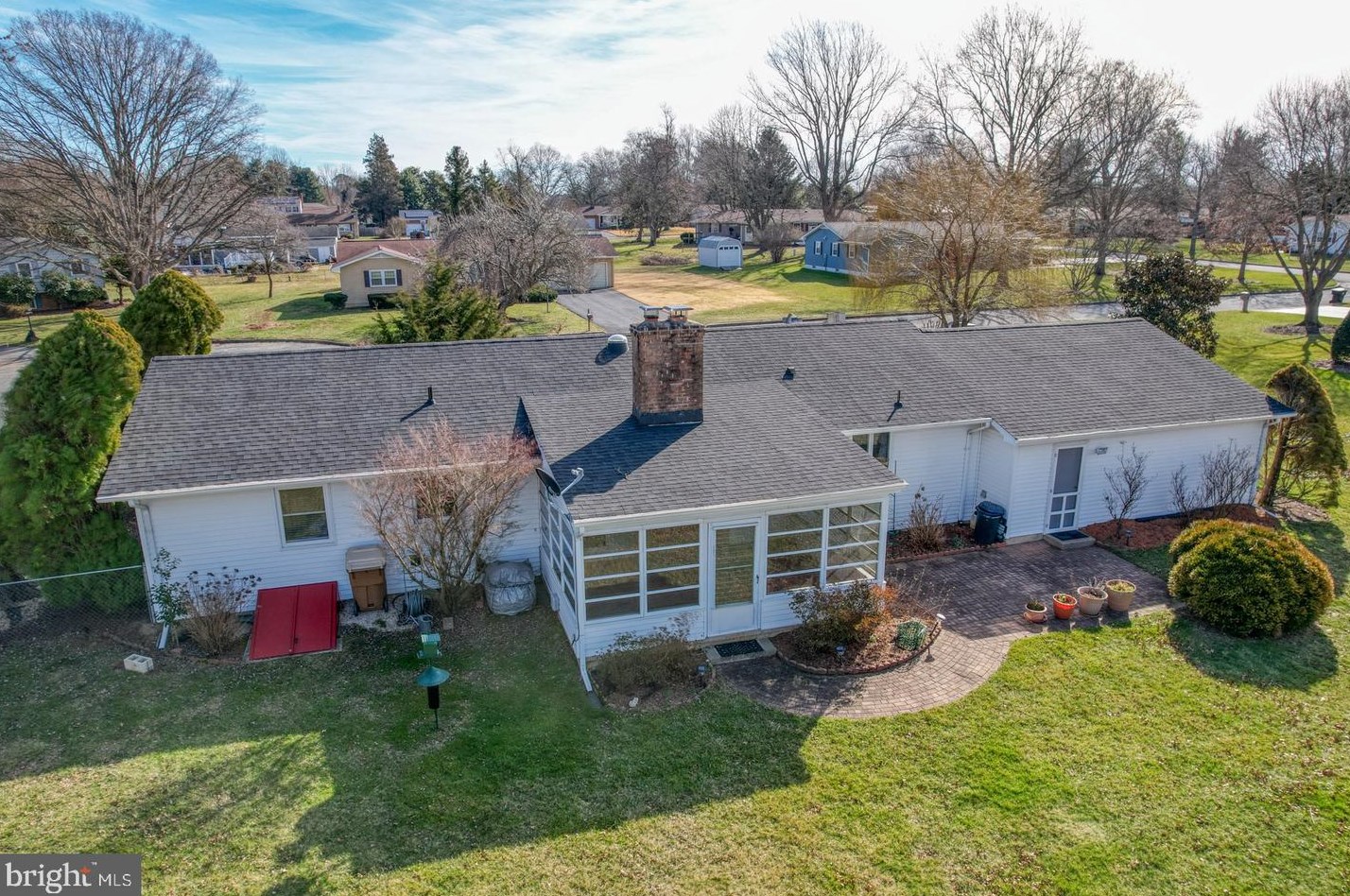 10 Springview Dr, Dover DE  19901-5548 exterior