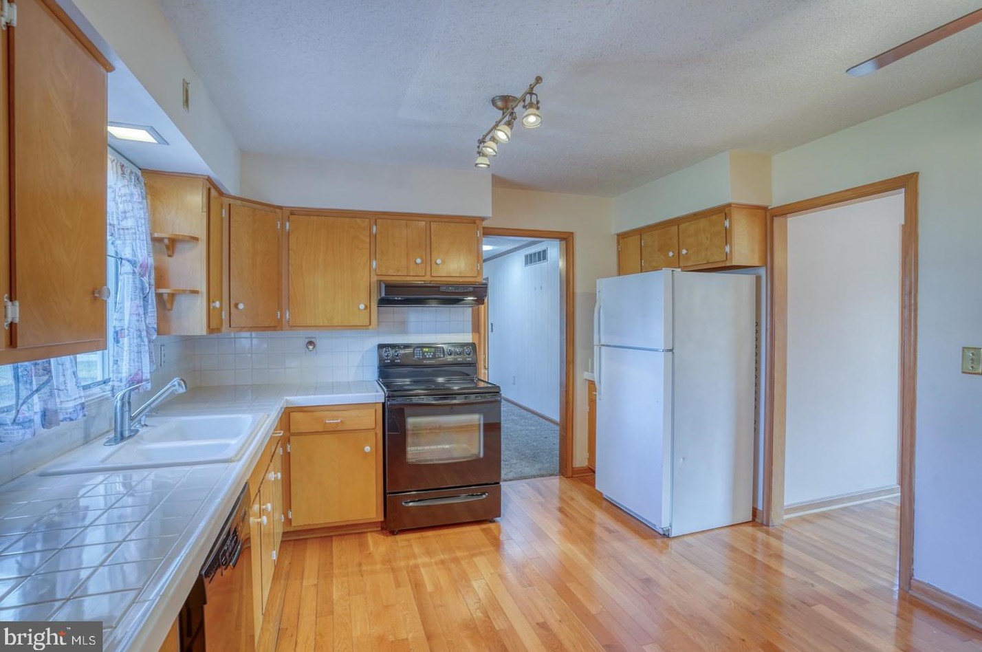 10 Springview Dr, Dover DE  19901-5548 exterior