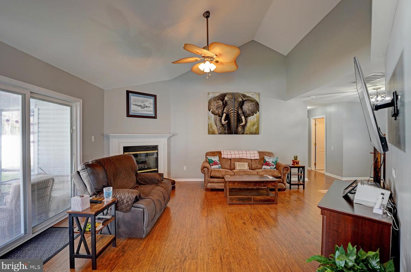 291 Greenwich Dr, Dover DE  19901-1594 exterior