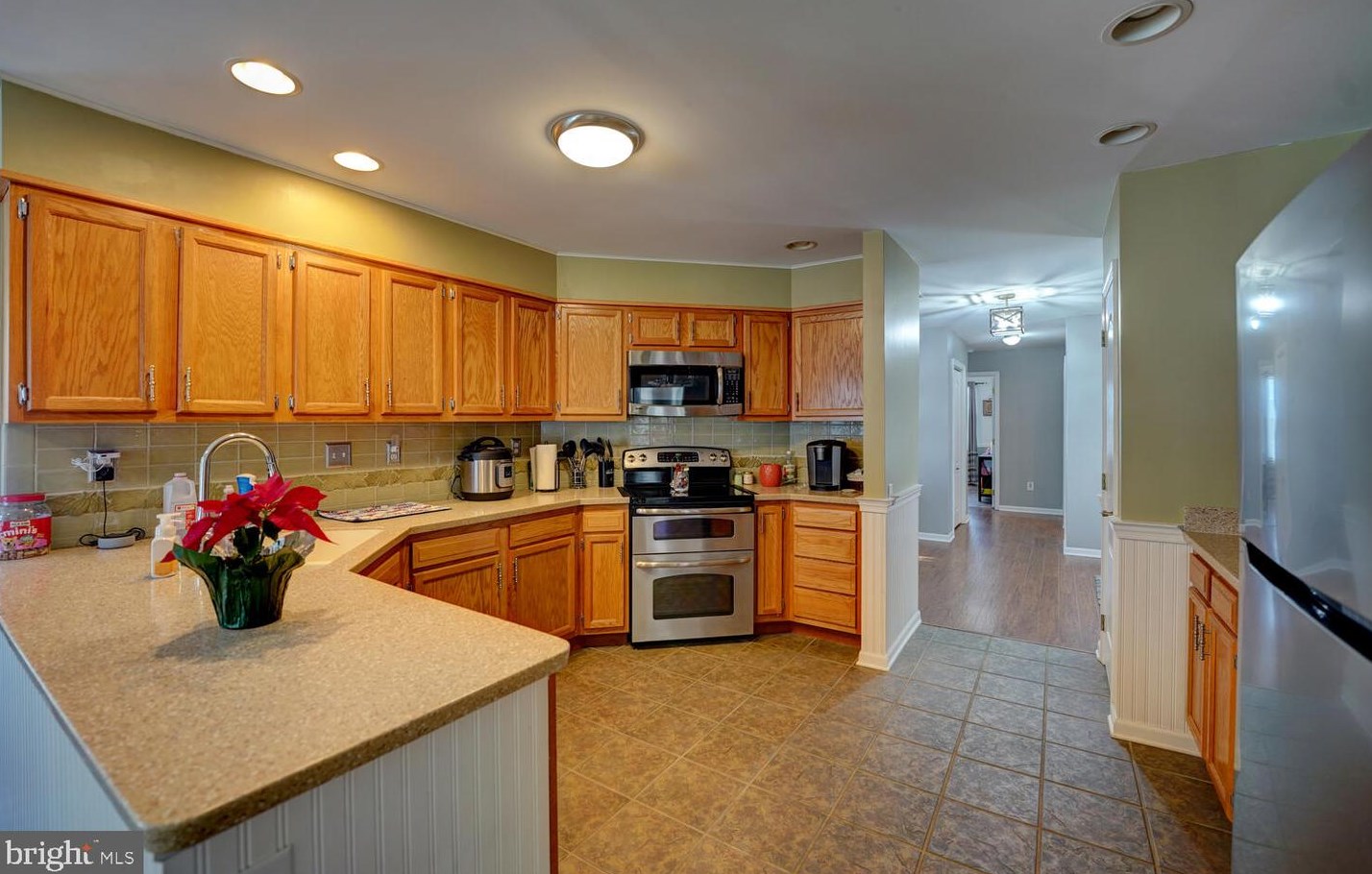 291 Greenwich Dr, Dover DE  19901-1594 exterior