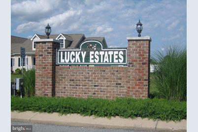 120 W. Lucky Estates Dr. - Photo 1