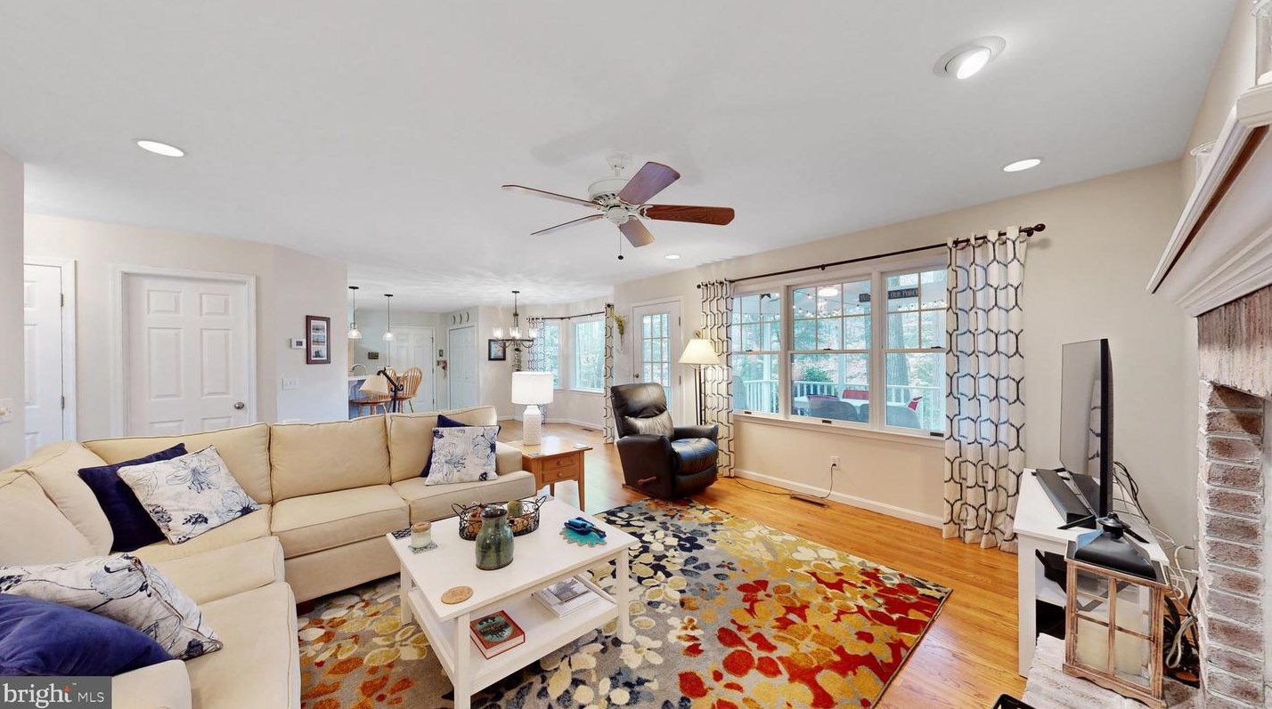 489 Ruyter Dr, Frederica DE  19946-1912 exterior