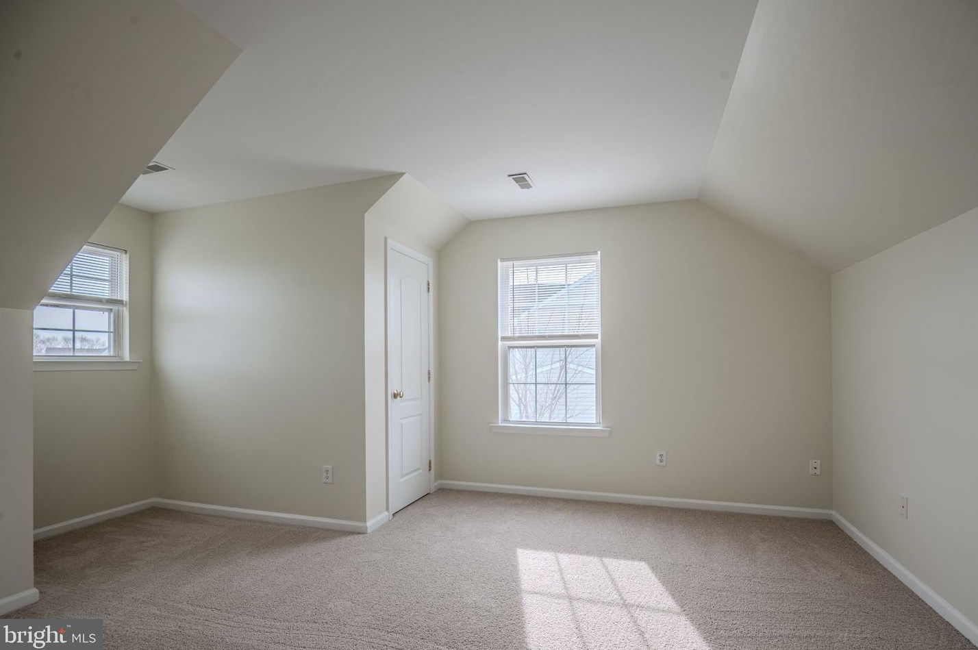 203 Westover Dr, Dover DE  19904-9796 exterior