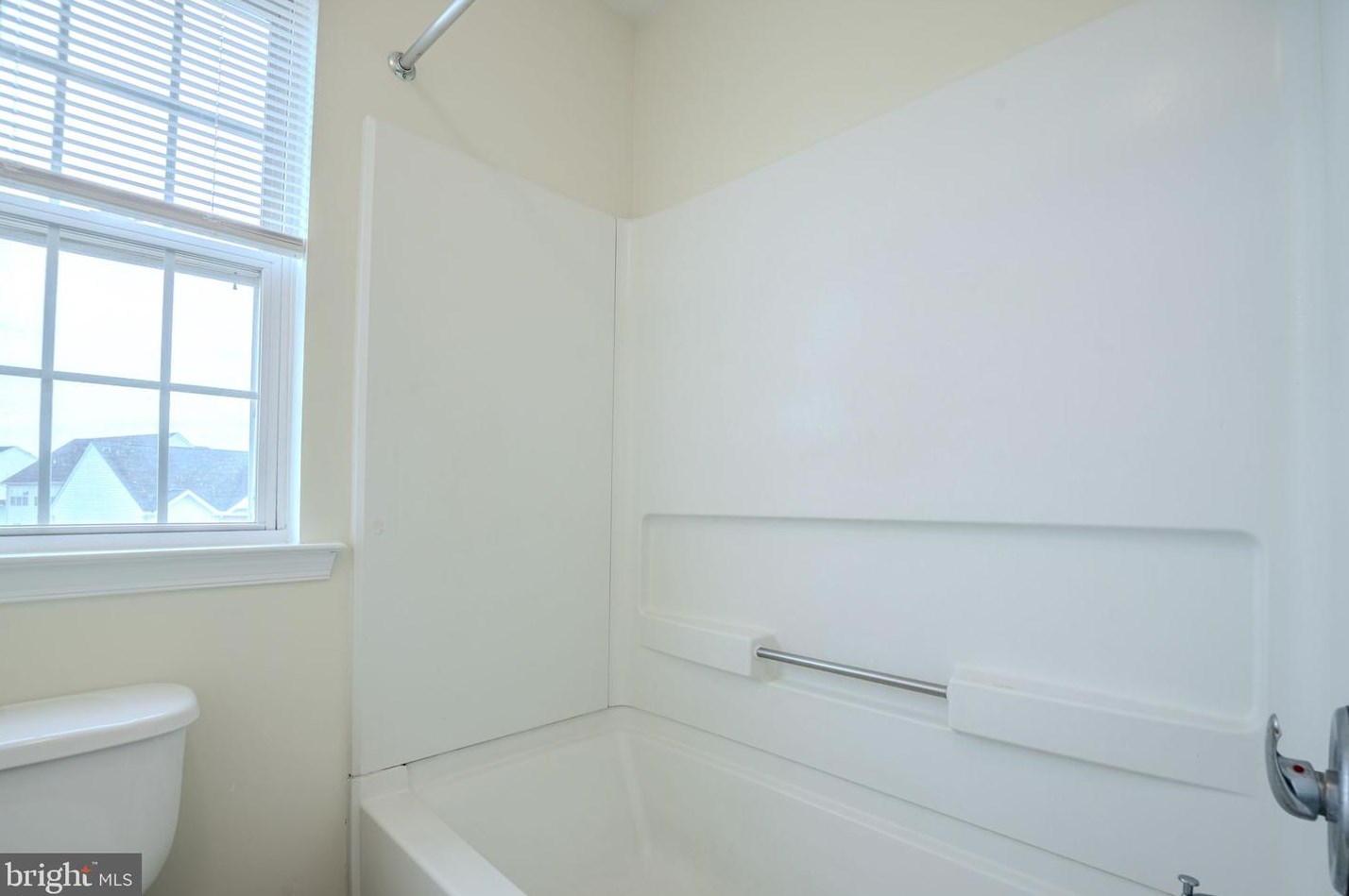 203 Westover Dr, Dover DE  19904-9796 exterior