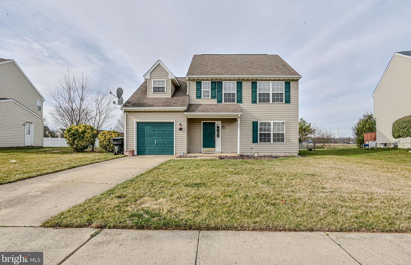 203 Westover Dr, Dover DE  19904-9796 exterior