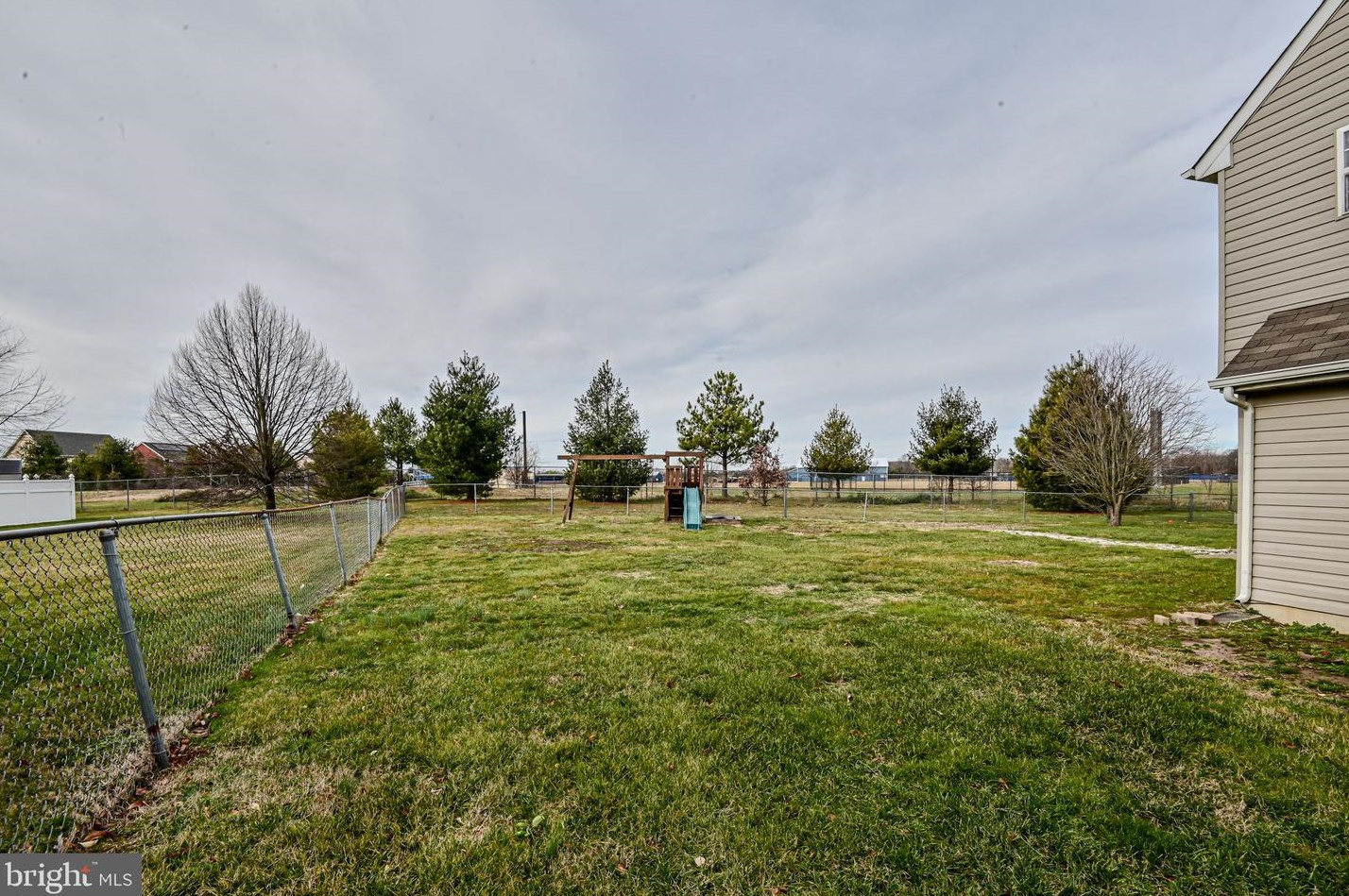 203 Westover Dr, Dover DE  19904-9796 exterior