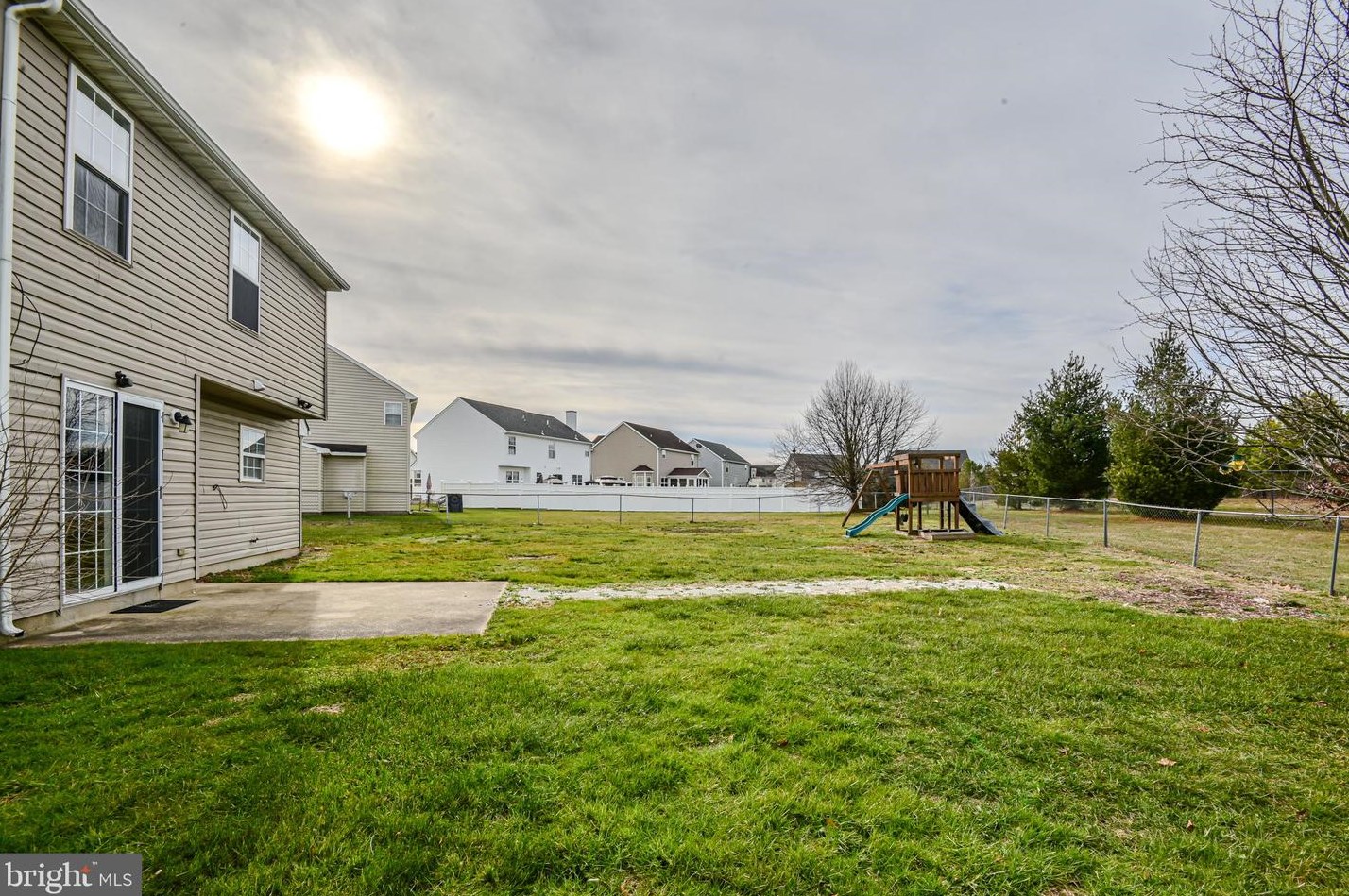 203 Westover Dr, Dover DE  19904-9796 exterior