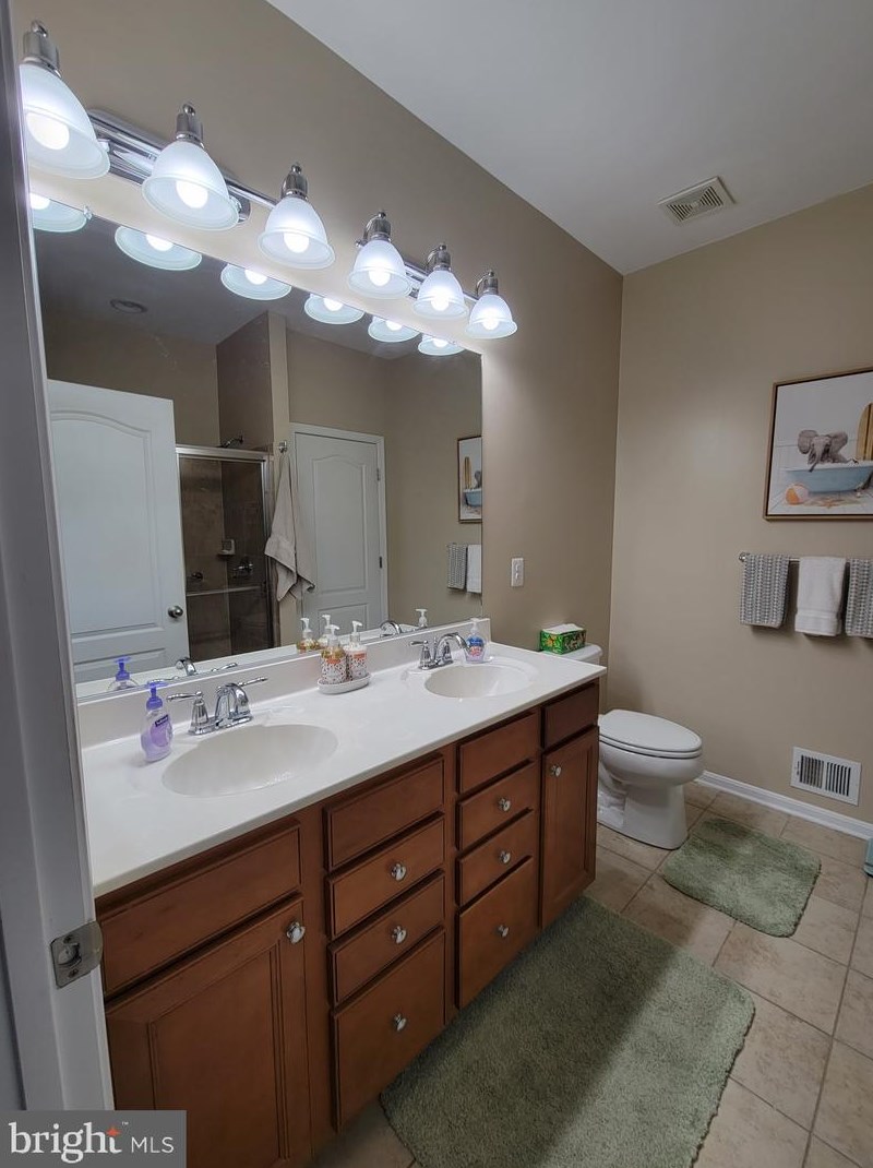 277 Red Haven Ln, Dover DE  19901-6449 exterior