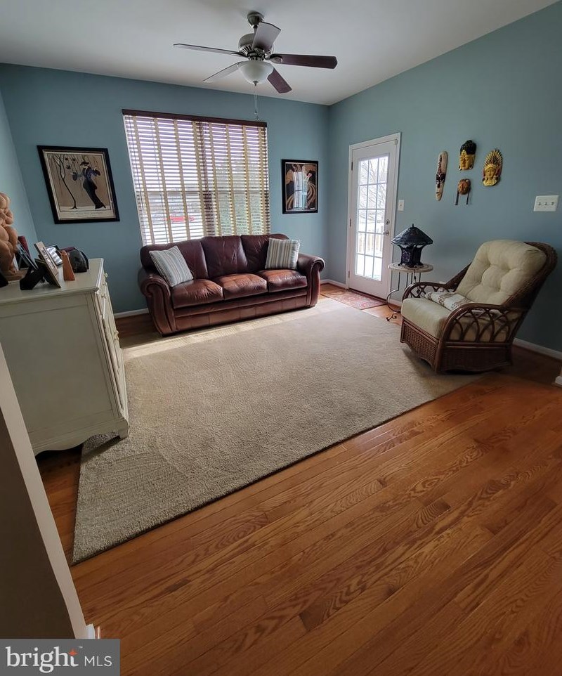 277 Red Haven Ln, Dover DE  19901-6449 exterior