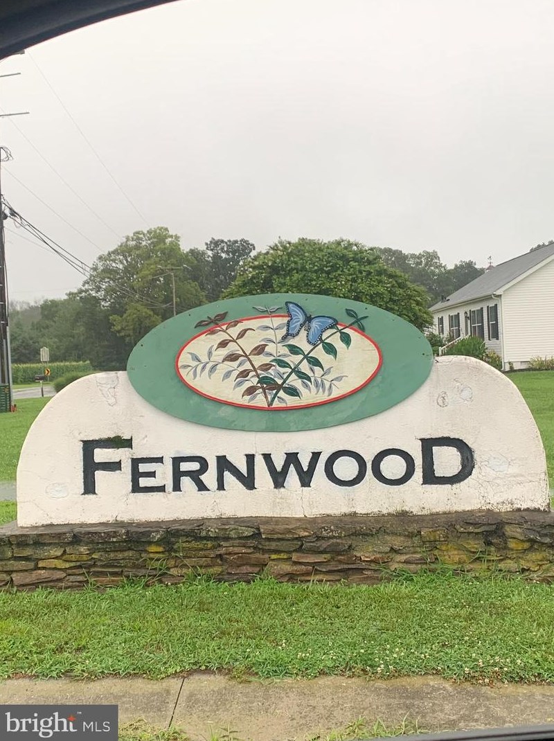 953 Fernwood Dr, Harrington DE  19952-6022 exterior